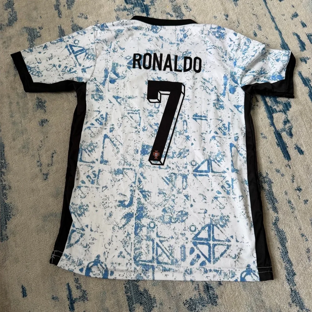 Fashion Kids Soccer Jersey Size 7-8 - Picture 6 of 6